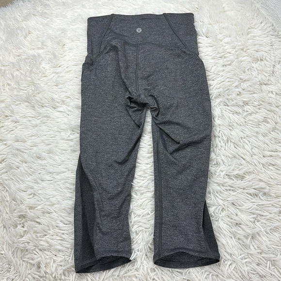 Lululemon Train Times Crop (17" ) Heathered Black - Picture 4 of 5